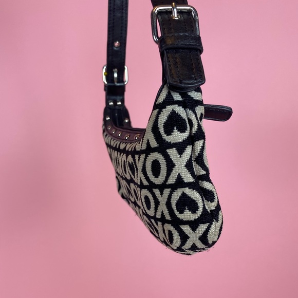 ❌SOLD-DEPOP❌ XOXO Y2K Shoulder Bag - Picture 2 of 5
